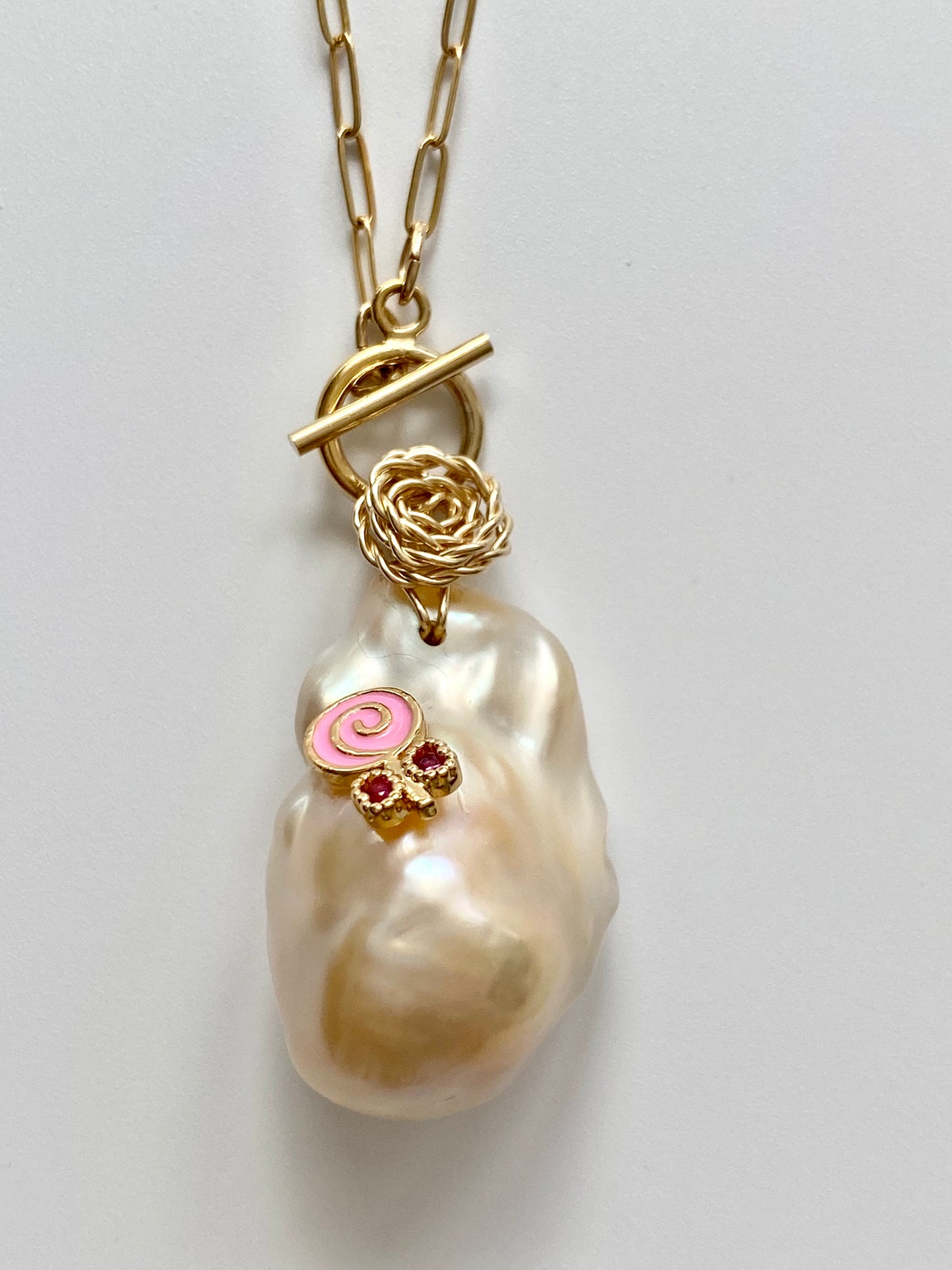 Baroque Pearl Pendant Necklace