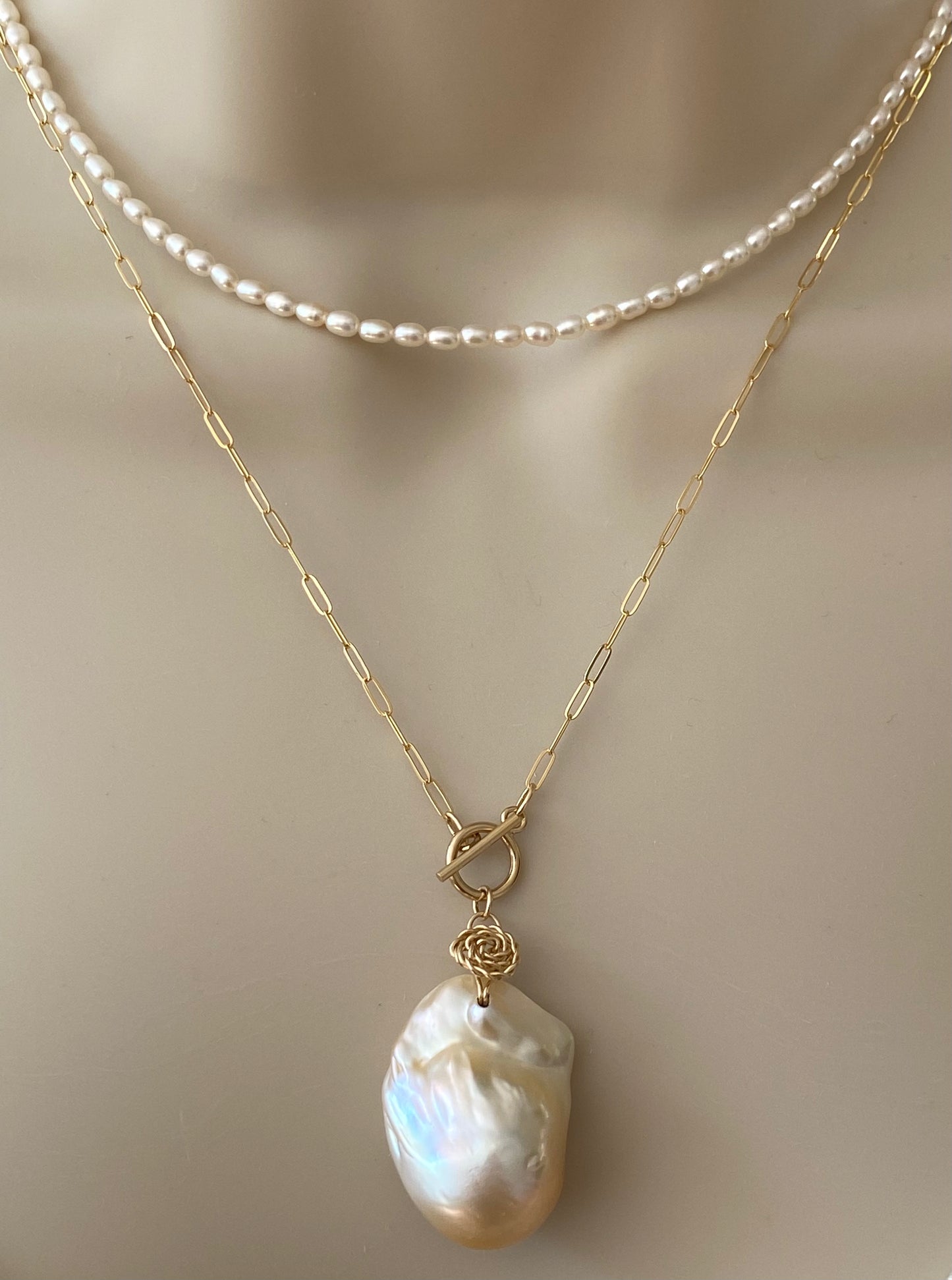 Baroque Pearl Pendant Necklace